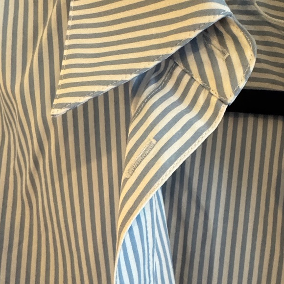 Lafayette 148 New York Blue and White Striped Shirt - Picture 12 of 16